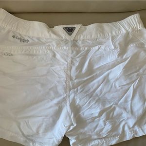 Columbia PFG shorts